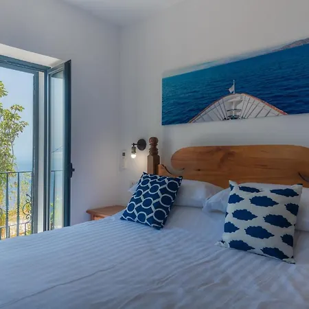 Blue Ocean Villa With Private Heated Pool