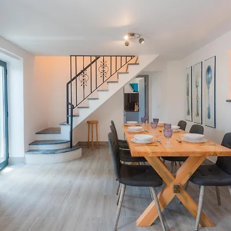 Blue Ocean Villa With Private Heated Pool 빌라